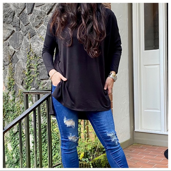 Black loose fit knit high low tunic - Picture 2 of 9